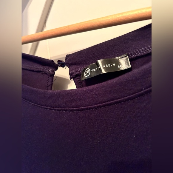 Navy blue jump suit size medium - stretchy and lightweight - Picture 9 of 12